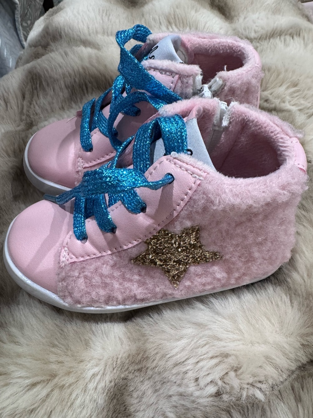 Lola + The Boys Pink Fuzzy High-Top Sneakers with Blue Glitter Laces